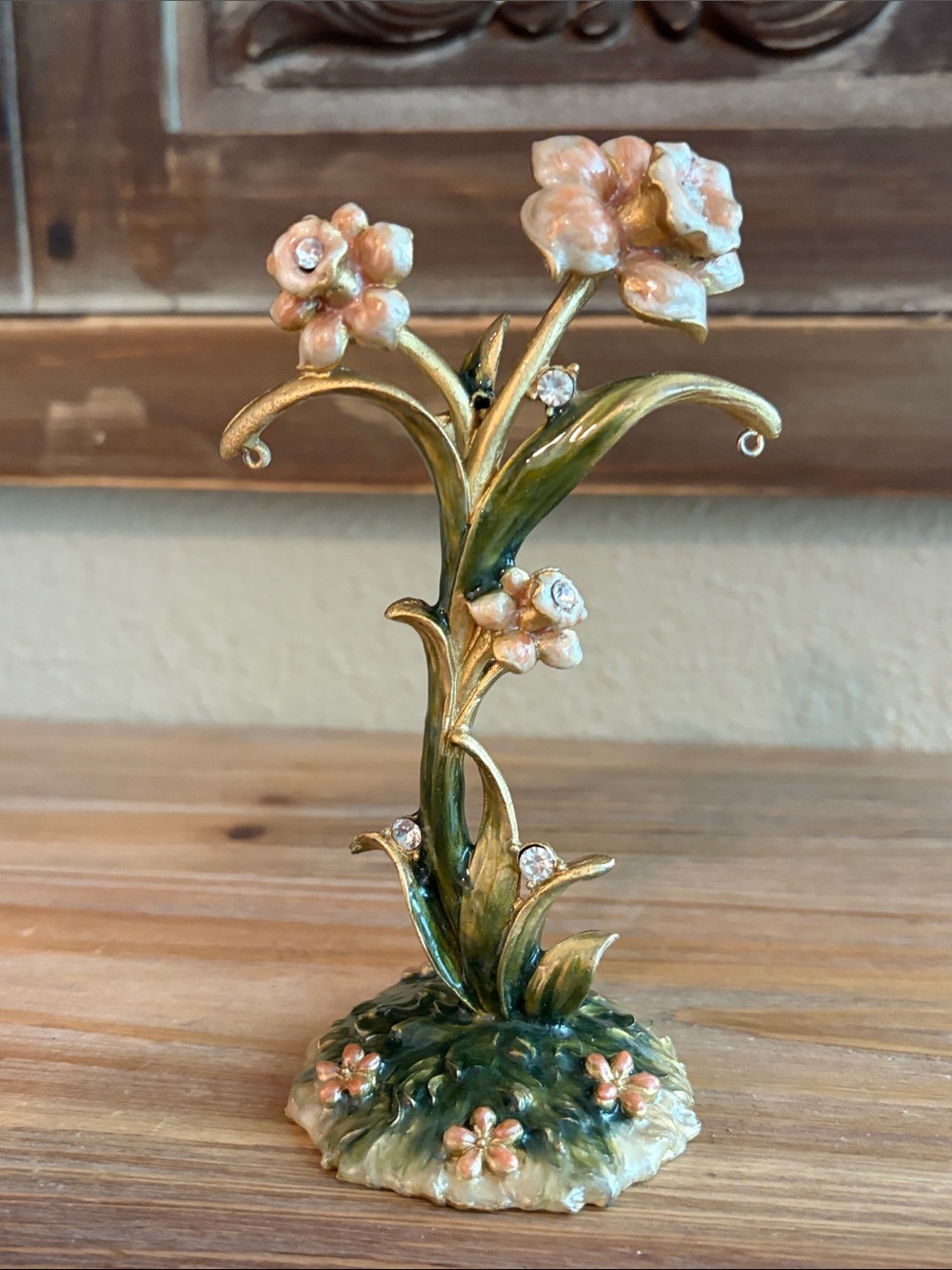 Earring Holder Enameled flowers with Stones